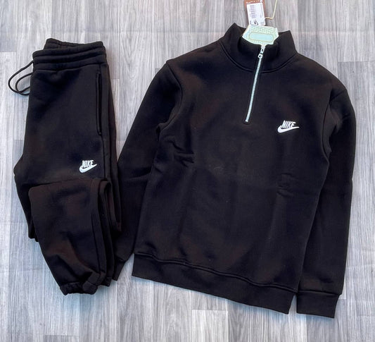 Ensemble nike